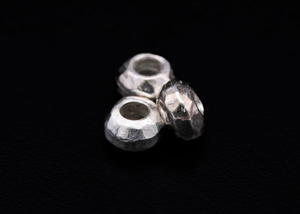 B16:UFO Rough Beads