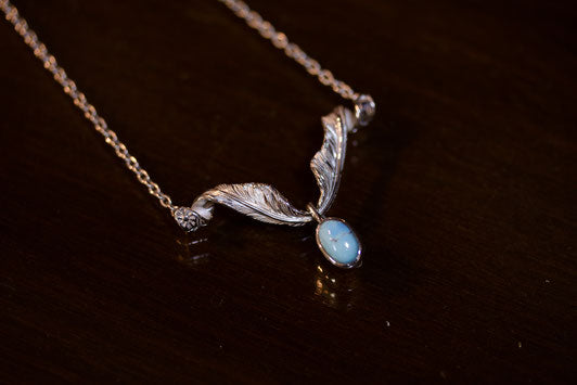 FN2-T1:Twist Feather Necklace/Outside/TQ/SV Bezel